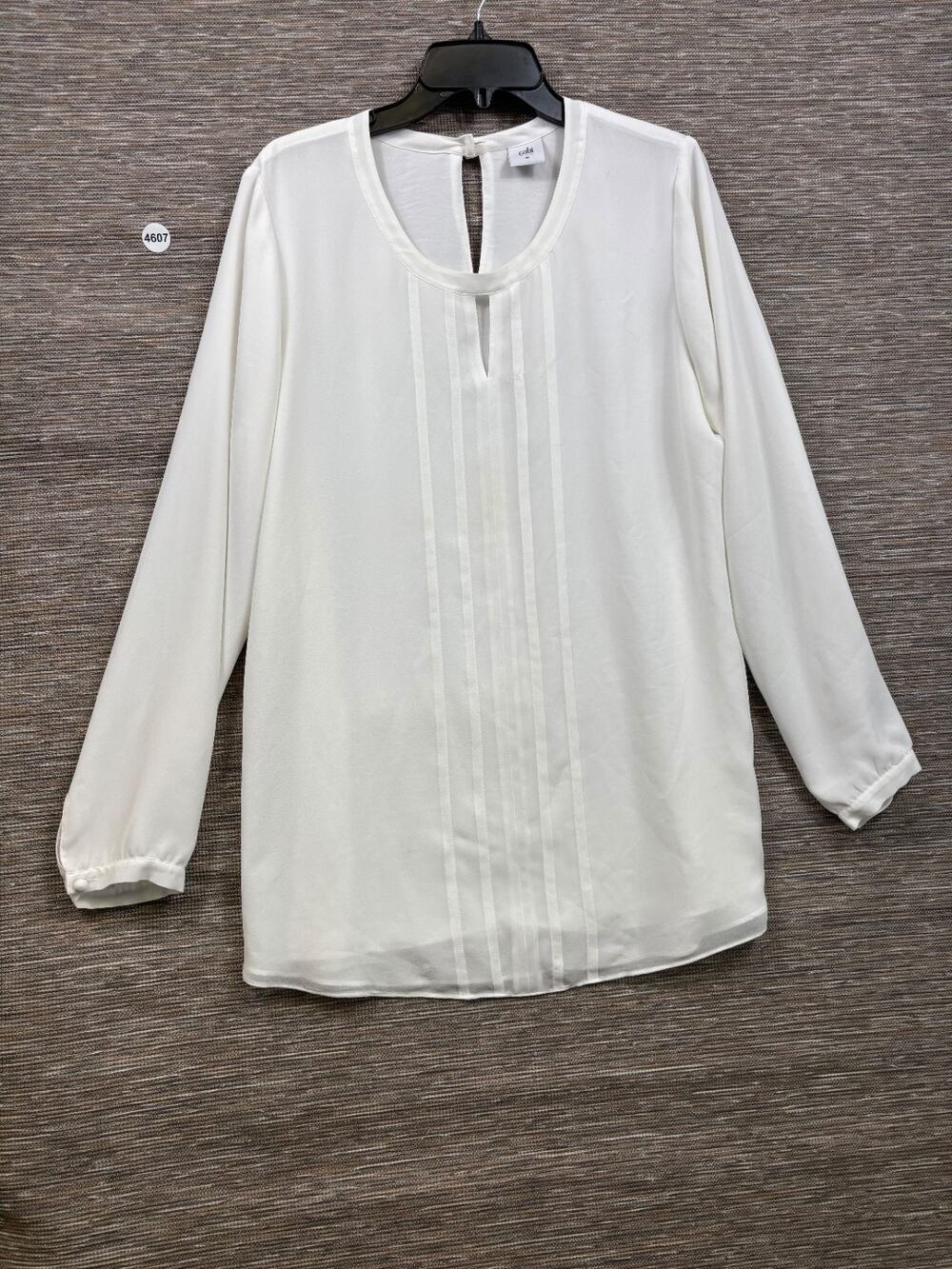 Cabi Flowy Blouse Womens Size XL Cream Luxury Classic Coastal Grandmother